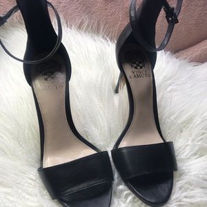 Vince Canute black leather open toe sandals Sz 7